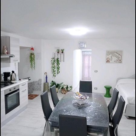 شقة Nunzia'S House Napoli المظهر الخارجي الصورة