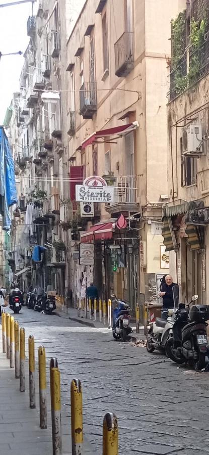 شقة Nunzia'S House Napoli المظهر الخارجي الصورة