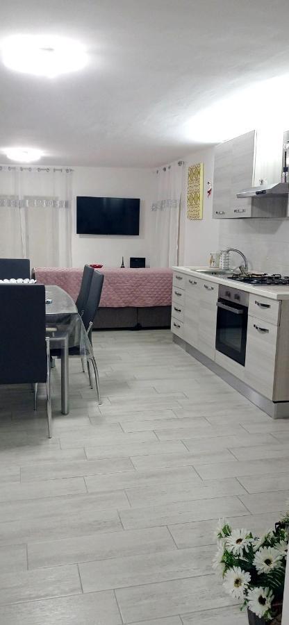 شقة Nunzia'S House Napoli المظهر الخارجي الصورة