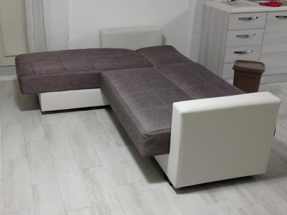 شقة Nunzia'S House Napoli المظهر الخارجي الصورة