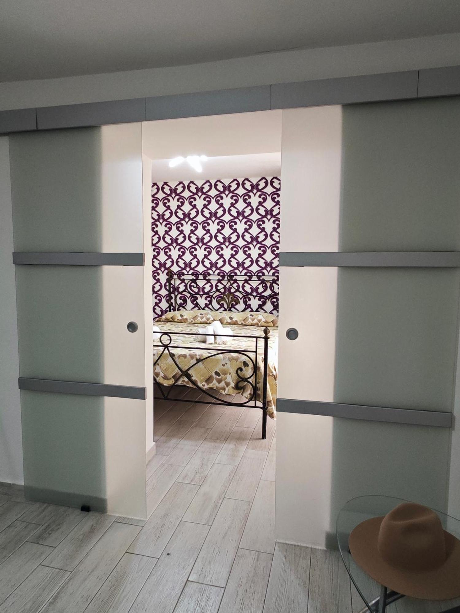 شقة Nunzia'S House Napoli المظهر الخارجي الصورة