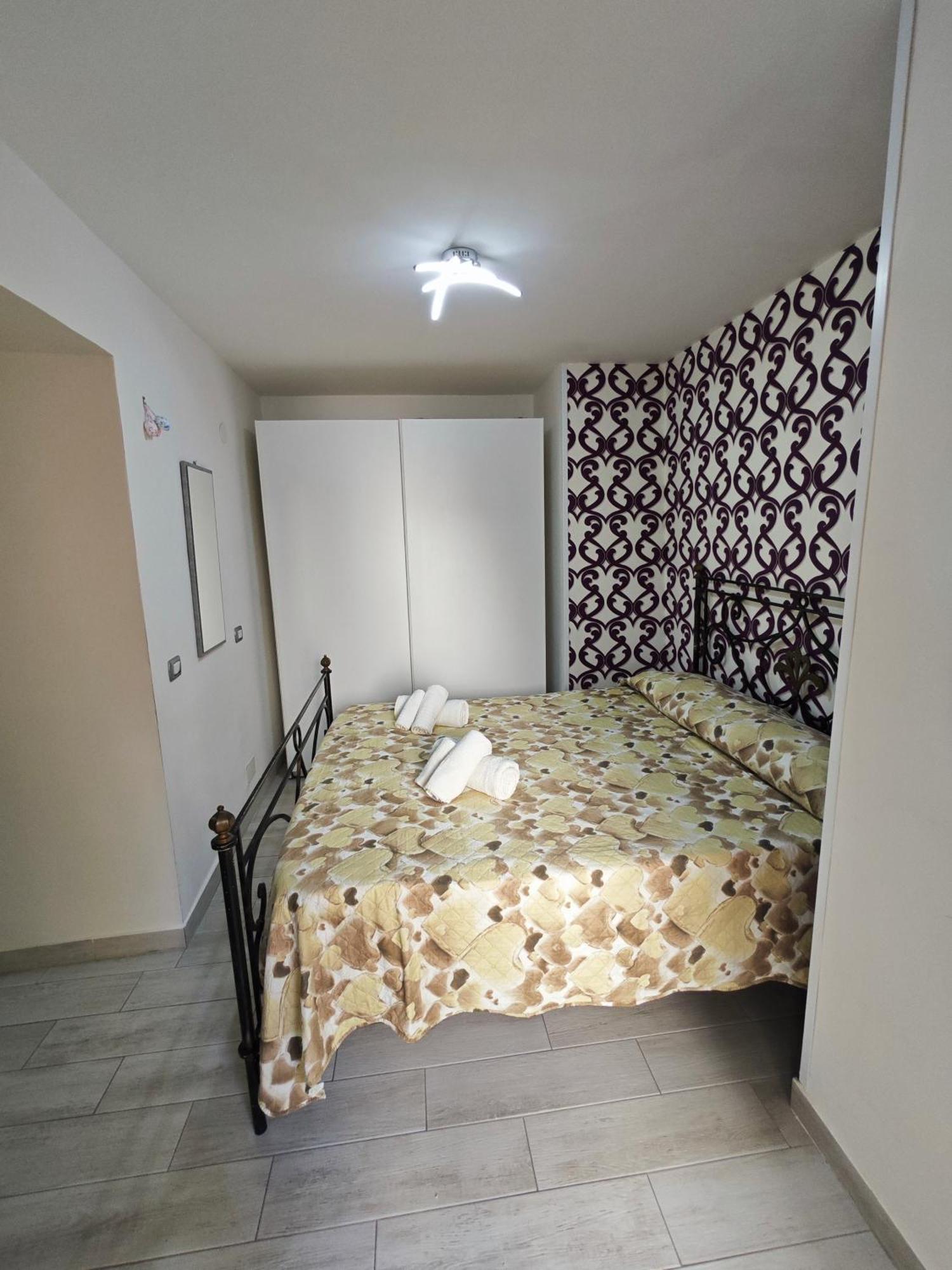 شقة Nunzia'S House Napoli المظهر الخارجي الصورة