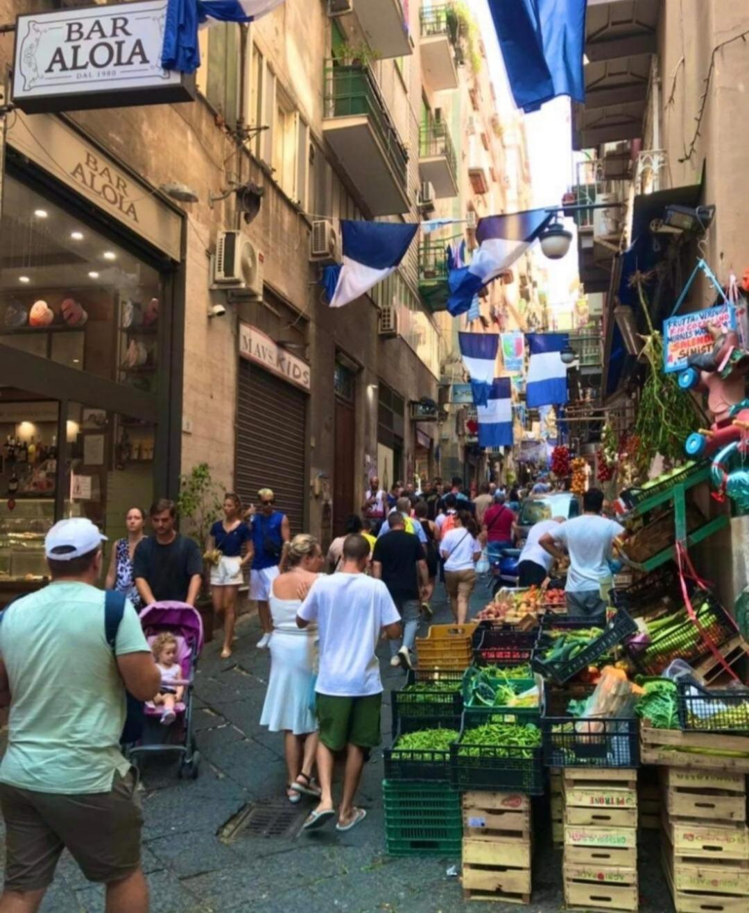 شقة Nunzia'S House Napoli المظهر الخارجي الصورة
